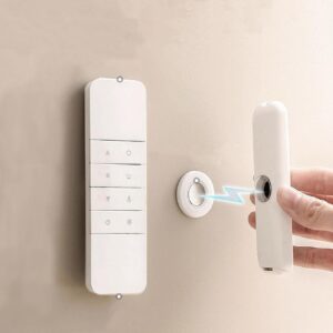 Magnetic Remote Holder (Pack Of 4)
